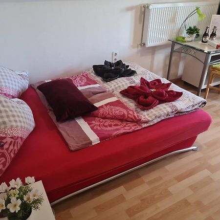Ferienwohnungen Wie Im Sueden Großostheim エクステリア 写真