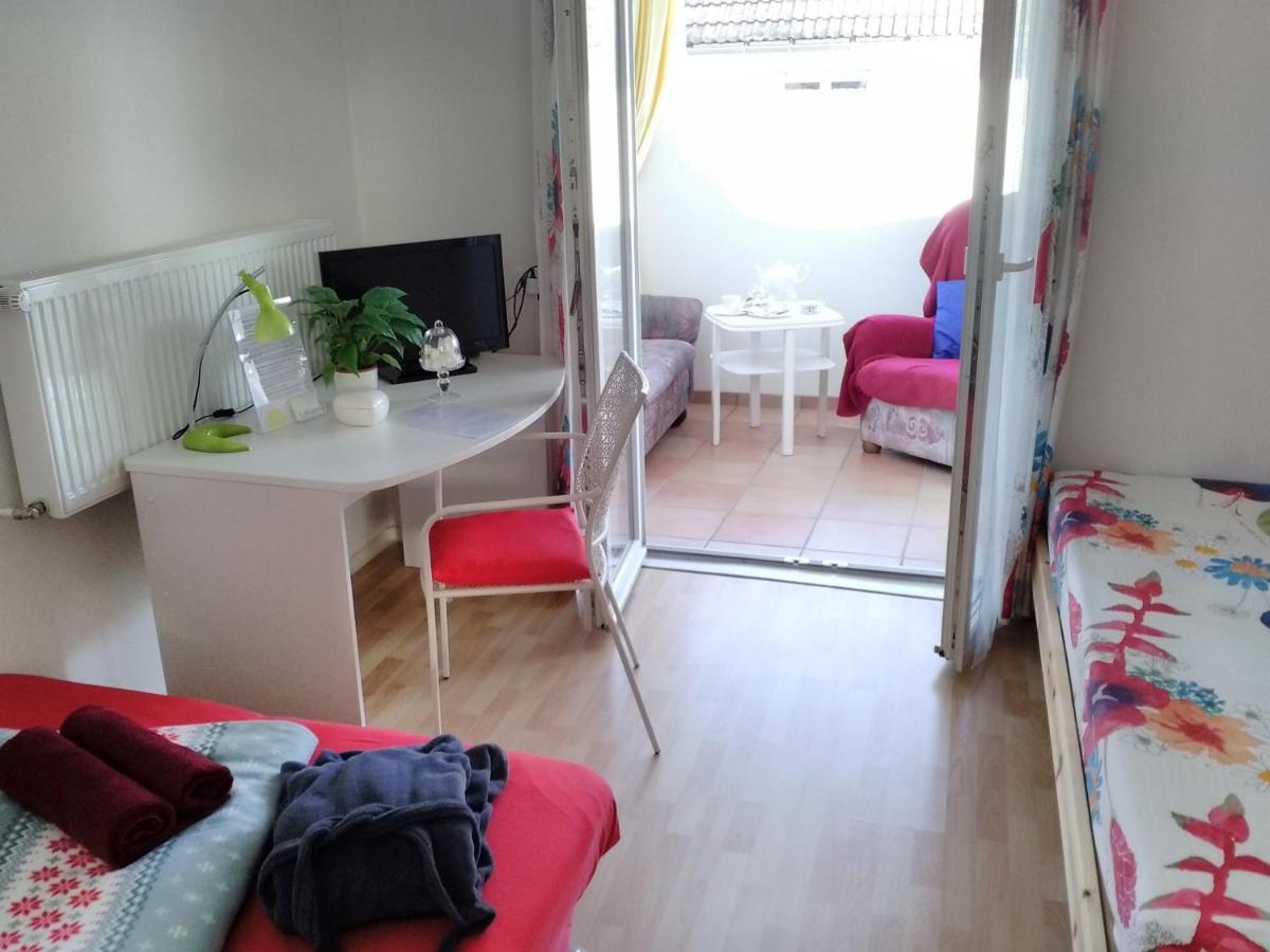 Ferienwohnungen Wie Im Sueden Großostheim エクステリア 写真