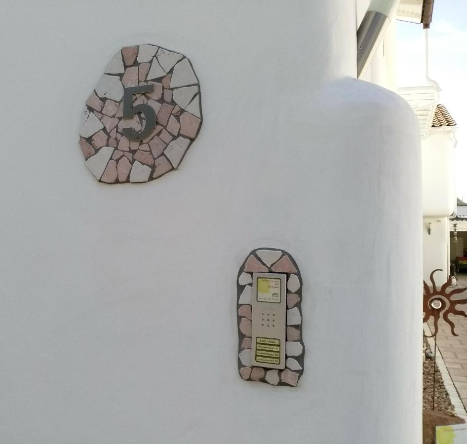 Ferienwohnungen Wie Im Sueden Großostheim エクステリア 写真