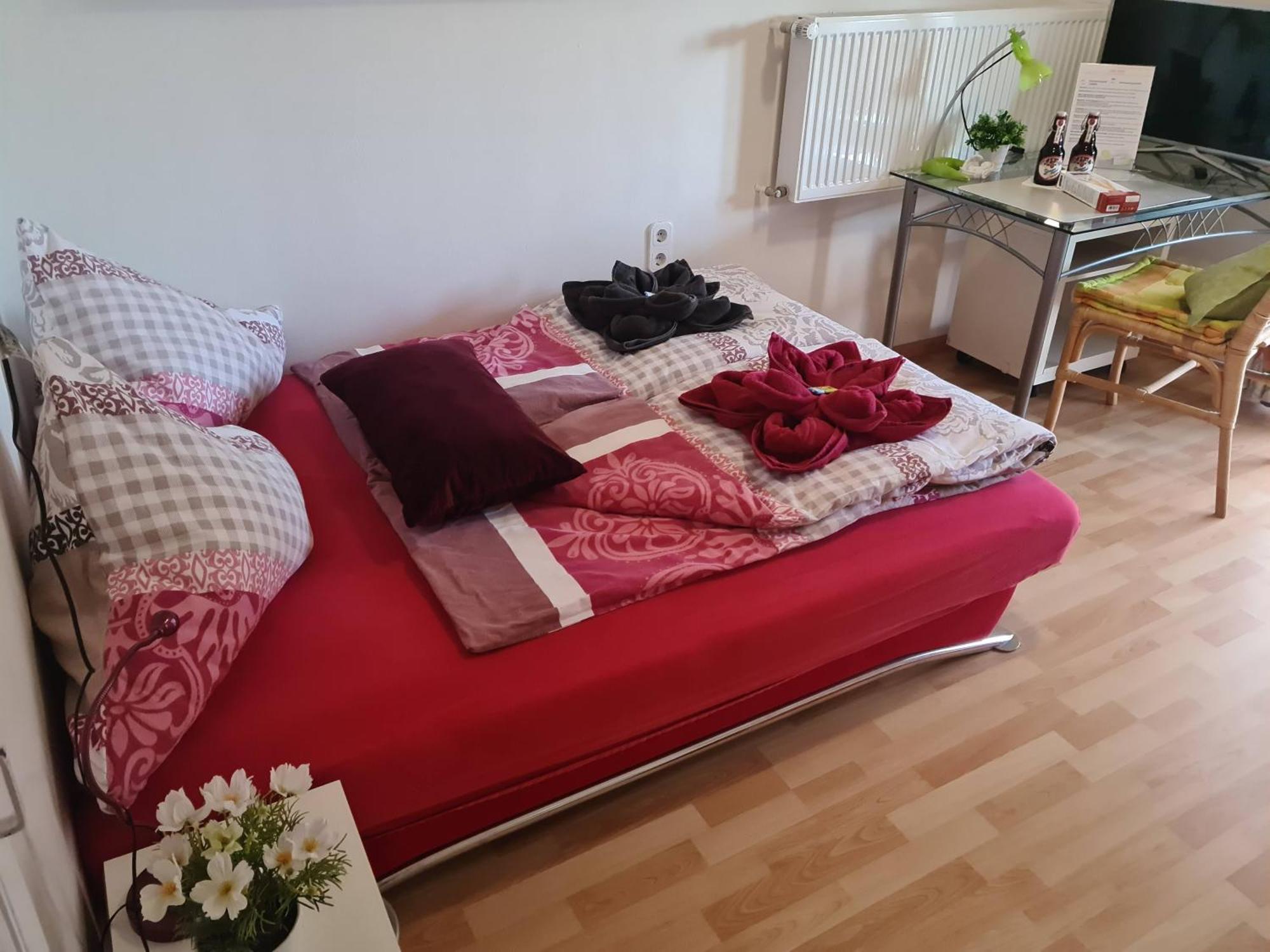 Ferienwohnungen Wie Im Sueden Großostheim エクステリア 写真